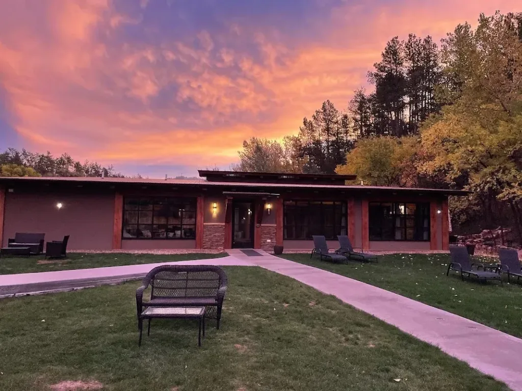 Moccasin Springs Natural Mineral Springs/Spa — Massage spa in Hot Springs